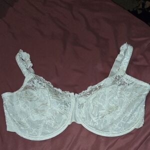 Bali Lace Underwire Bra - White